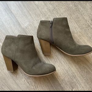 Olive booties